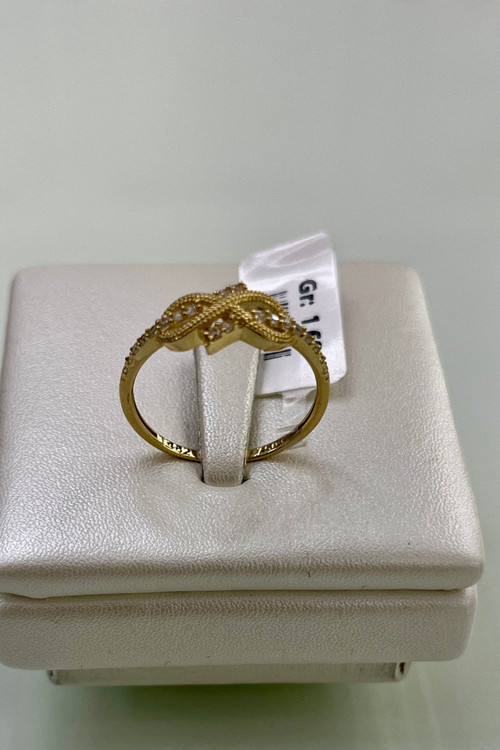 انگشتر طلا ۱۸ عیار نگین دار – مدلهای زنانه گره بی نهایت – گالری طلای پارسین