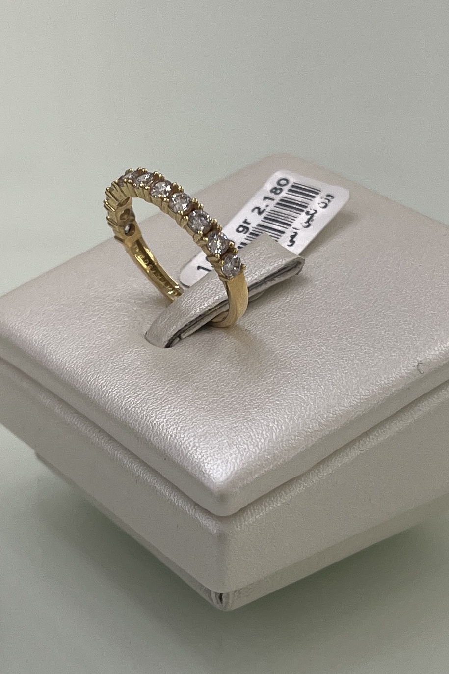 انگشتر طلا ۱۸ عیار نگین دار – مدل‌های زنانه مناسب نامزدی و عروس – گالری طلای پارسین