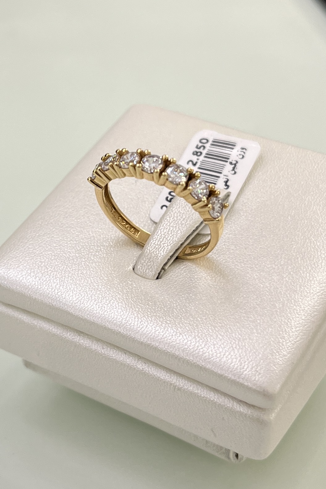 انگشتر طلا ۱۸ عیار نگین دار – مدل‌های زنانه مناسب نامزدی و عروس – گالری طلای پارسین