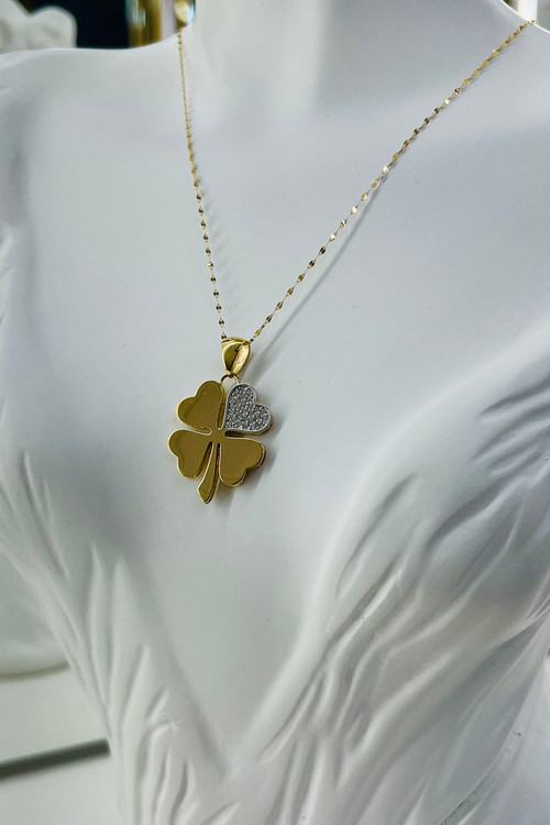 آویز گردنبند طلا ۱۸ عیار گل گشنیز – گالری طلای پارسین