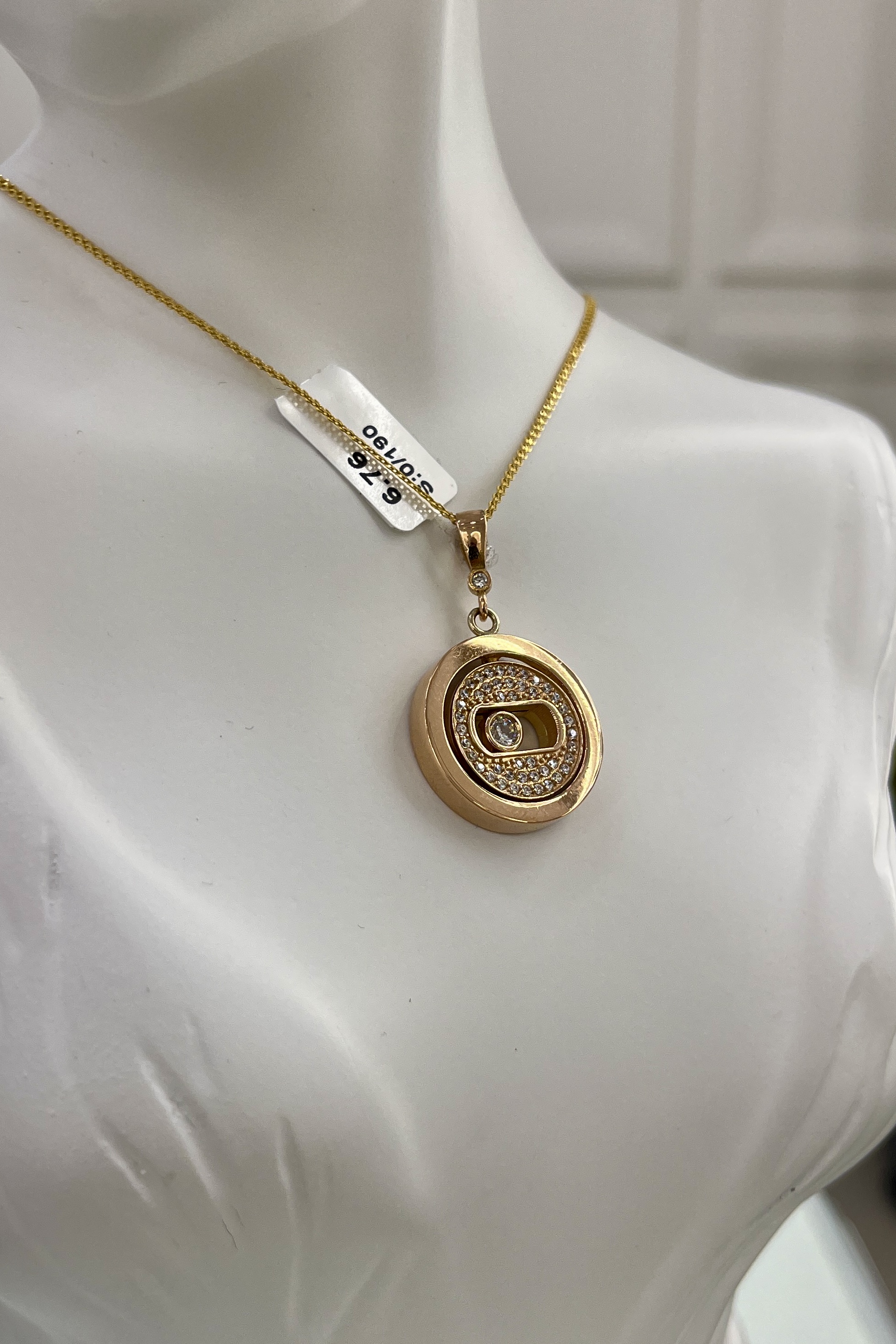 آویز گردنبند طلا ۱۸ عیار مسیکا– گالری طلای پارسین