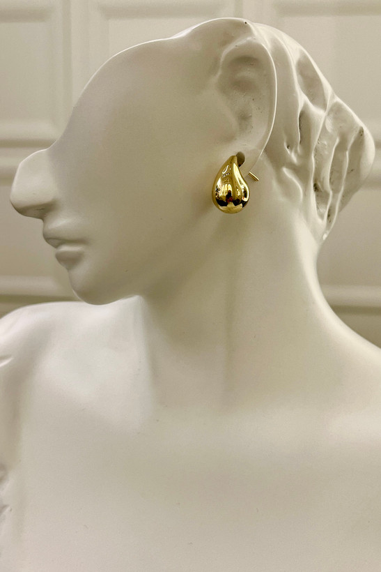 گوشواره طلا ظریف اشکی – طراحی و ساخت توسط گالری پارسین