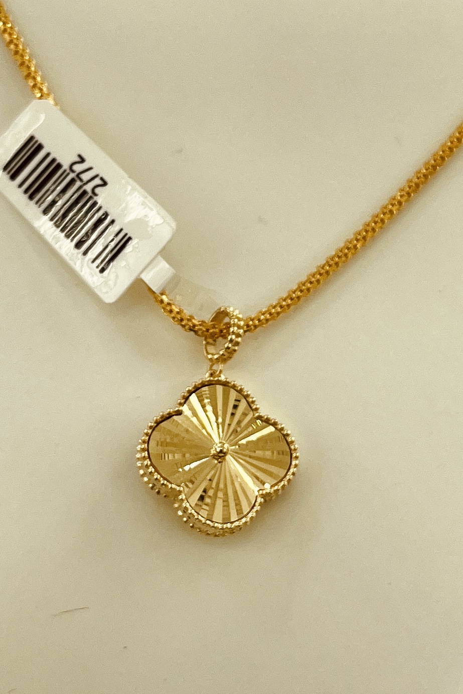 آویز گردنی طلا ۱۸ عیار ونکلیف سبک – مدل‌های زنانه  – گالری طلای پارسین