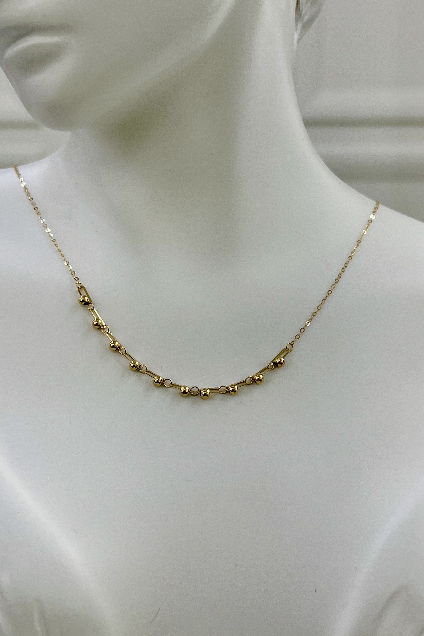 گردنبند طلا ۱۸ عیار مینیمال سبک – گالری طلای پارسین