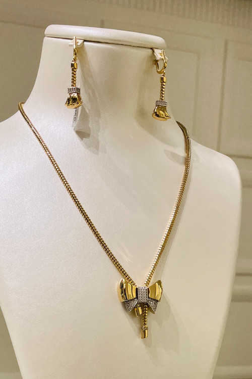 سرویس طلا کامل پاپیون لوکس – گردنبند، گوشواره و دستبند – گالری پارسین