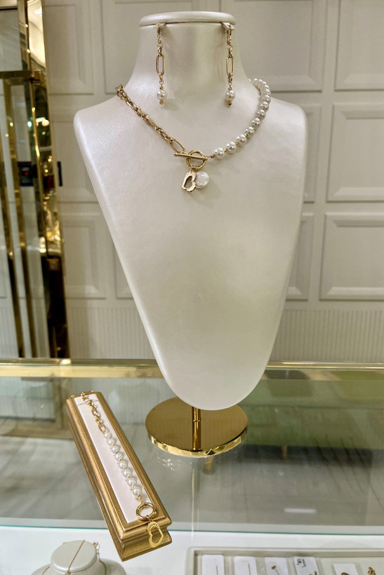 سرویس طلا کامل – گردنبند، گوشواره و دستبند مروارید – گالری پارسین