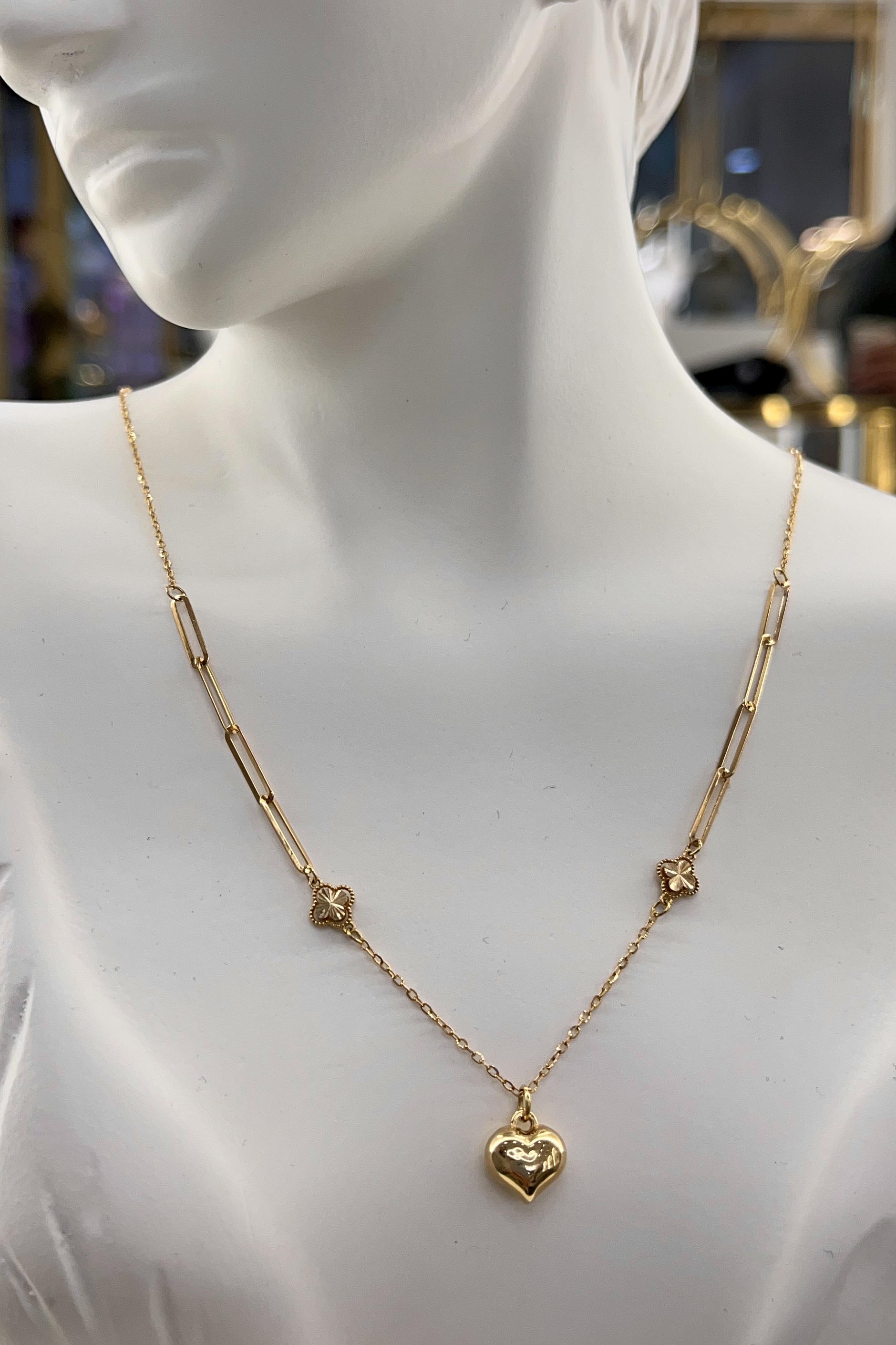 گردنبند طلا ۱۸ عیار مینیمال – گالری طلای پارسین