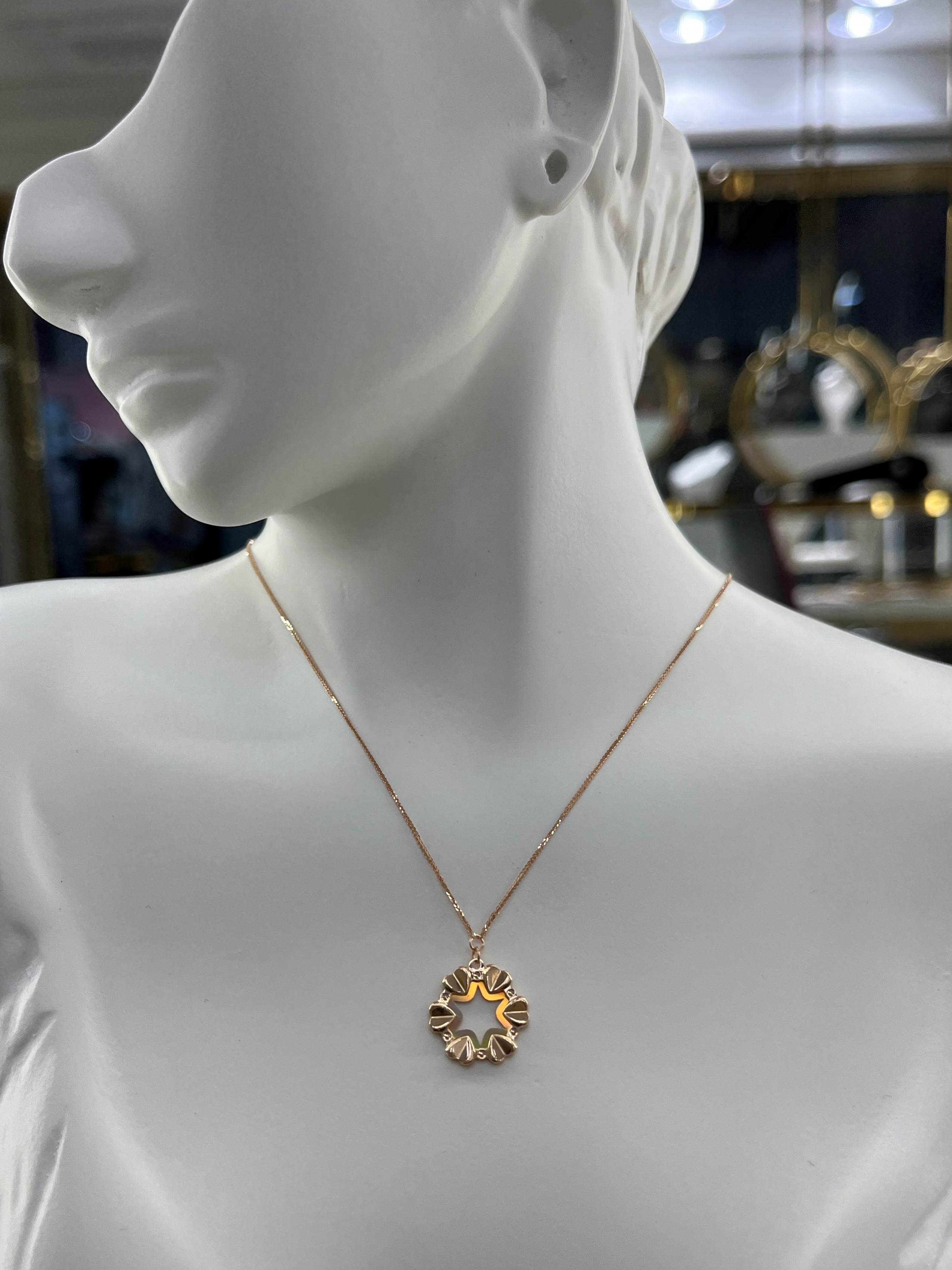 گردنبند طلا ۱۸ عیار لوکس– گالری طلای پارسین