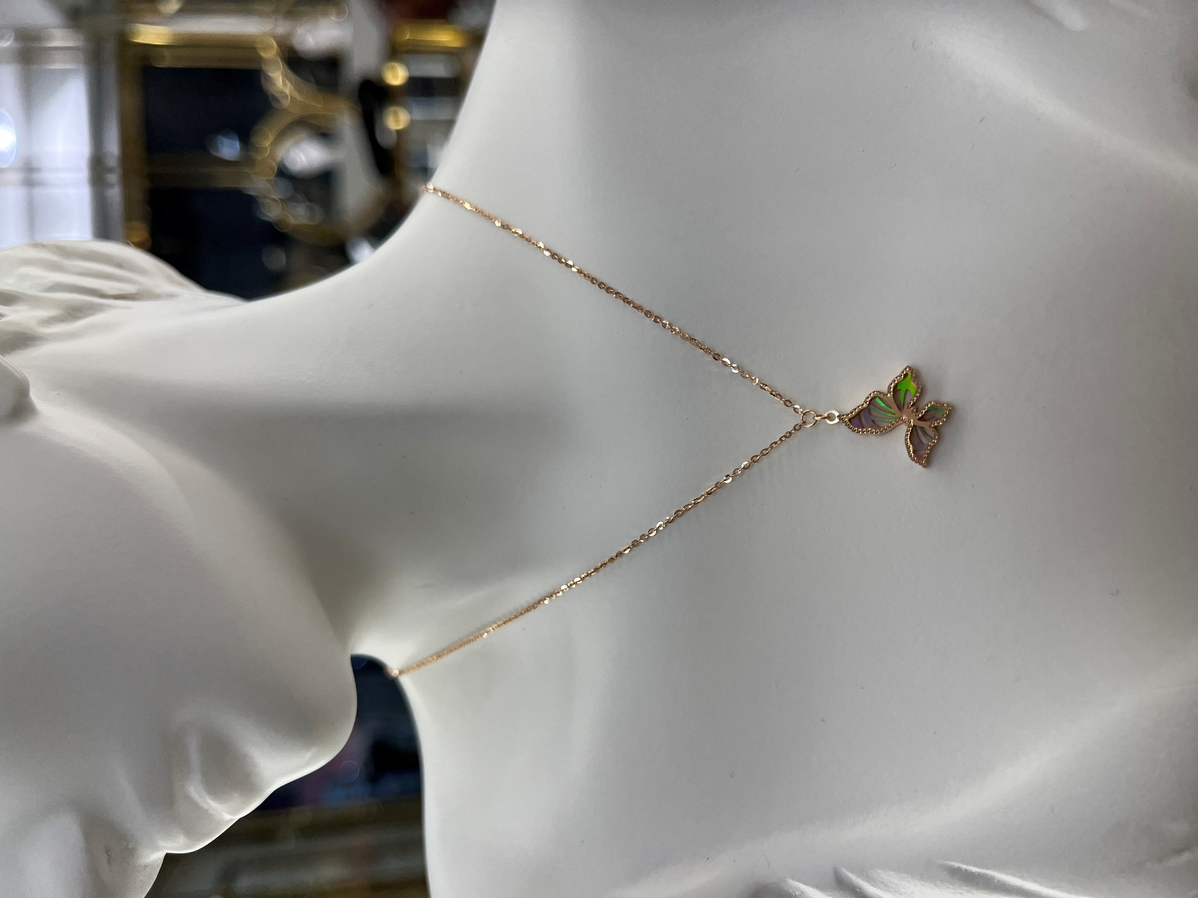 گردنبند طلا ۱۸ عیار مینیمال – گالری طلای پارسین