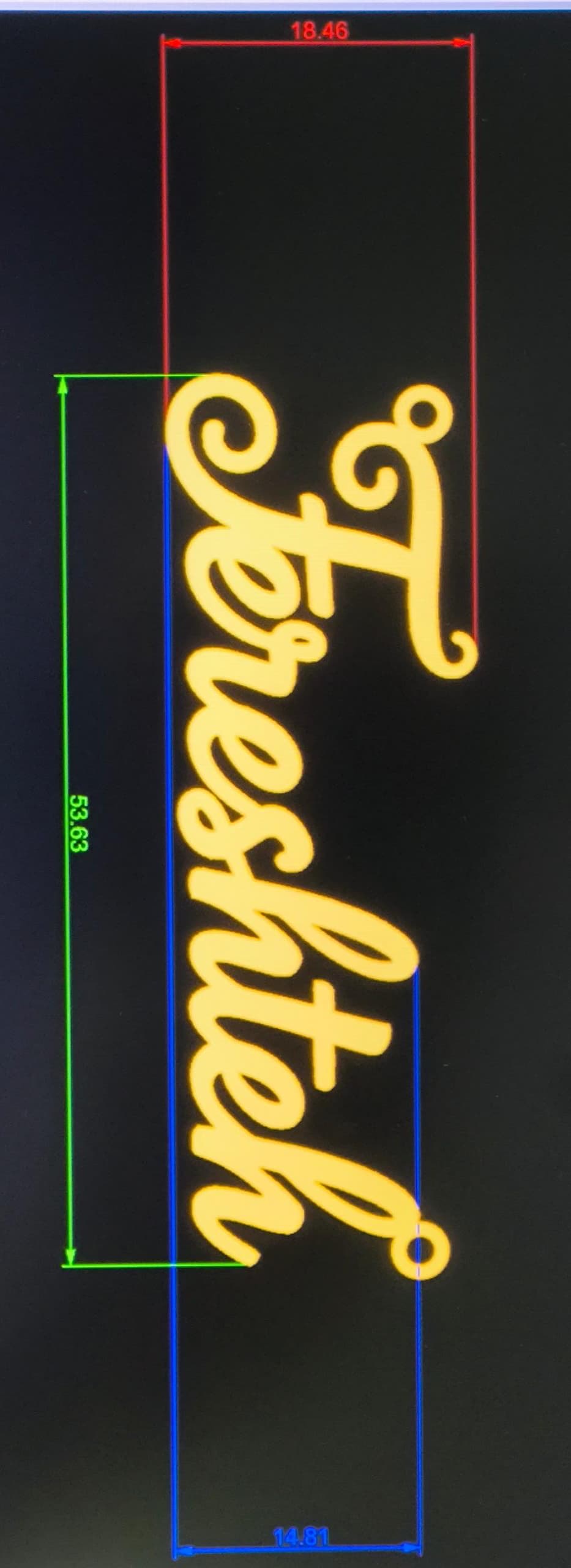 طراحی و ساخت پلاک طلا سفارشی  – حکاکی عکس و اسم – گالری پارسین